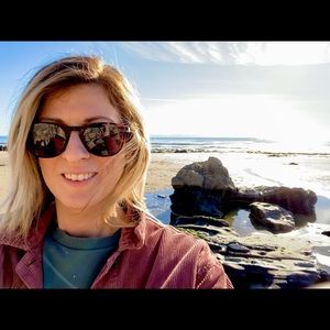 Meet your Posher, Dana